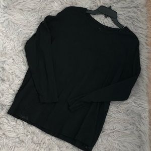 (2) St. John’s Bay tops